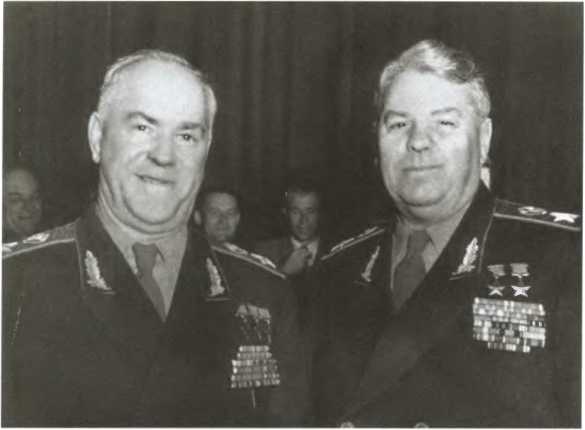 Иллюстрация к книге — Жуков. Маршал на белом коне [i_053.jpg]