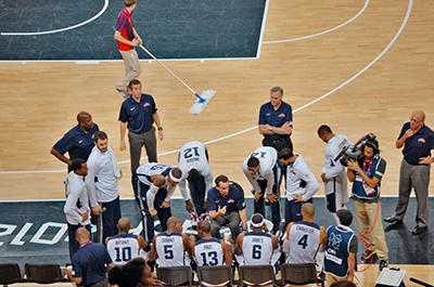 Иллюстрация к книге — Закулисье Олимпийских игр. Записки олимпийского волонтера [i_055.jpg]