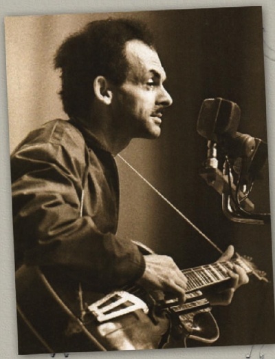 Иллюстрация к книге — Василий Аксенов - одинокий бегун на длинные дистанции [i_028.jpg]