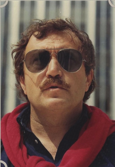 Иллюстрация к книге — Василий Аксенов - одинокий бегун на длинные дистанции [i_062.jpg]