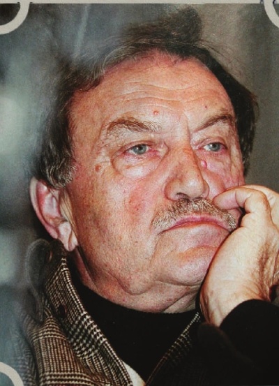 Иллюстрация к книге — Василий Аксенов - одинокий бегун на длинные дистанции [i_117.jpg]