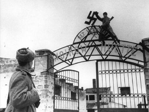 Иллюстрация к книге — Вопросительные знаки в "Царском деле" [_50.jpg]