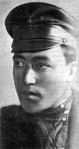 Иллюстрация к книге — Претерпевшие до конца. Судьбы царских слуг, оставшихся верными долгу и присяге [_25.jpg]