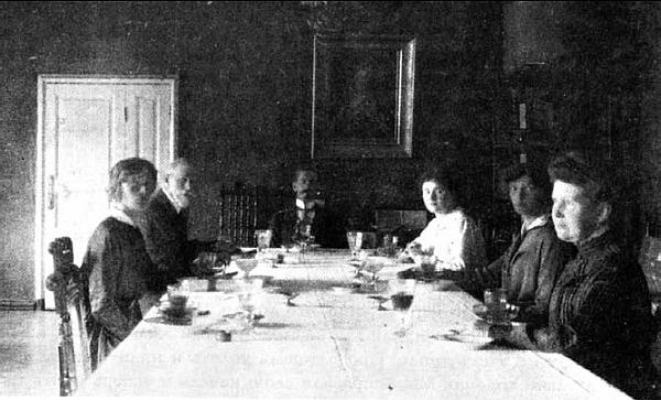 Иллюстрация к книге — Претерпевшие до конца. Судьбы царских слуг, оставшихся верными долгу и присяге [_70.jpg]