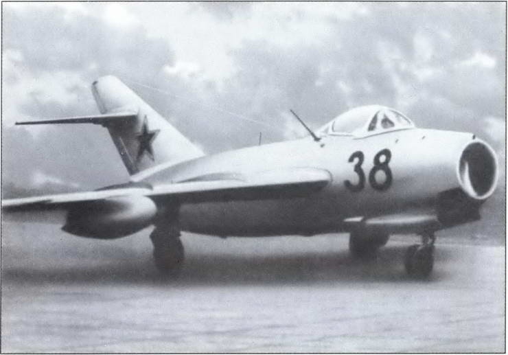 Иллюстрация к книге — Выбираю таран [i_093.jpg]