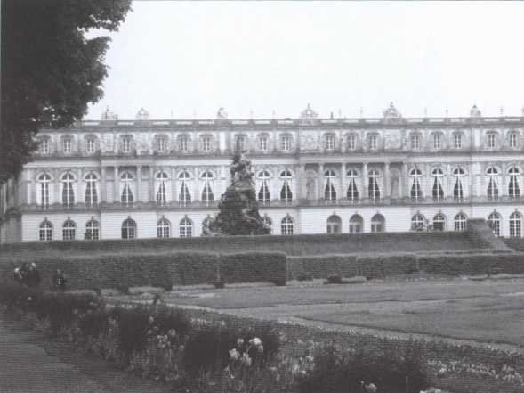 Иллюстрация к книге — Людвиг II [i_022.jpg]