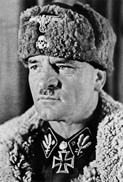 Иллюстрация к книге — Командиры "Лейбштандарта" [i_006.jpg]