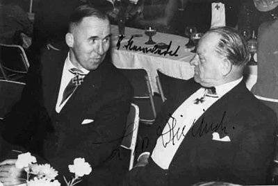 Иллюстрация к книге — Командиры "Лейбштандарта" [i_014.jpg]