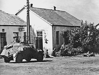 Иллюстрация к книге — Командиры "Лейбштандарта" [i_046.jpg]