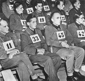 Иллюстрация к книге — Командиры "Лейбштандарта" [i_063.jpg]