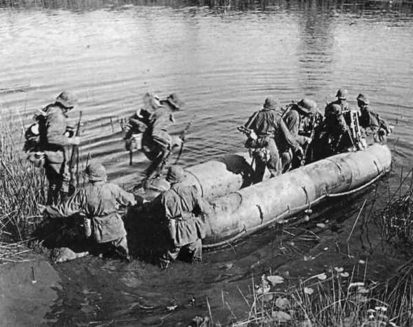 Иллюстрация к книге — Командиры элитных частей СС [i023.jpg]