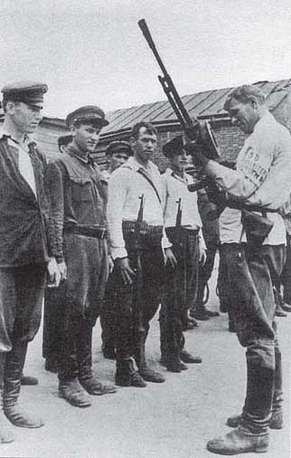 Иллюстрация к книге — Командиры национальных формирований СС [i_016.jpg]