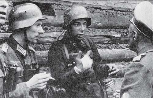 Иллюстрация к книге — Командиры национальных формирований СС [i_025.jpg]