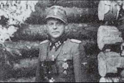 Иллюстрация к книге — Командиры национальных формирований СС [i_061.jpg]