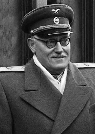 Иллюстрация к книге — Руденко. Генеральный прокурор СССР [i_153.jpg]