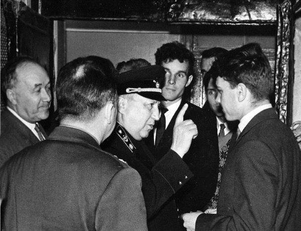 Иллюстрация к книге — Руденко. Генеральный прокурор СССР [i_203.jpg]