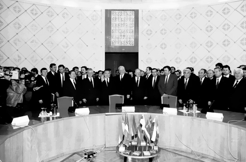 Иллюстрация к книге — Имя, ставшее эпохой. Нурсултан Назарбаев: новое прочтение биографии [i_056.jpg]