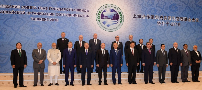 Иллюстрация к книге — Имя, ставшее эпохой. Нурсултан Назарбаев: новое прочтение биографии [i_134.jpg]