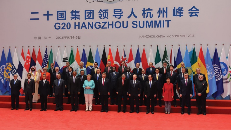 Иллюстрация к книге — Имя, ставшее эпохой. Нурсултан Назарбаев: новое прочтение биографии [i_141.jpg]