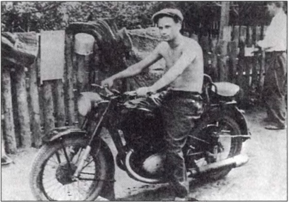 Иллюстрация к книге — Михаил Горбачев: Жизнь до Кремля [image60.jpg]