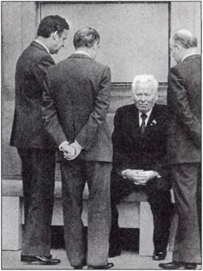 Иллюстрация к книге — Михаил Горбачев: Жизнь до Кремля [image67.jpg]