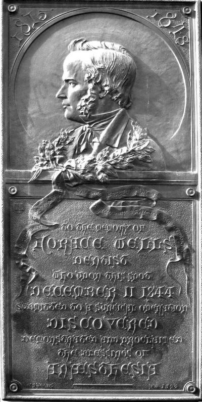 Иллюстрация к книге — Из истории зубоврачевания, или Кто лечит зубы монархам [i_232.jpg]