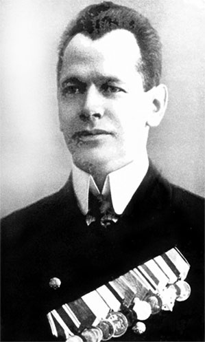 Иллюстрация к книге — Императорская кухня. XIX - начало XX в. Повседневная жизнь Российского императорского двора Уцененный товар (№1) [i_014.jpg]