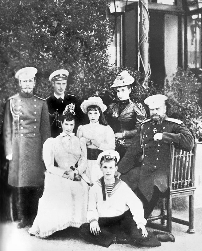 Иллюстрация к книге — Императорская кухня. XIX - начало XX в. Повседневная жизнь Российского императорского двора Уцененный товар (№1) [i_026.jpg]