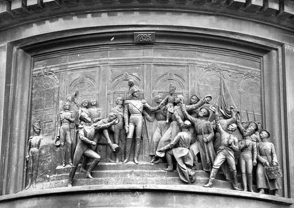 Иллюстрация к книге — Люди Зимнего дворца. Монаршие особы, их фавориты и слуги [i_089.jpg]