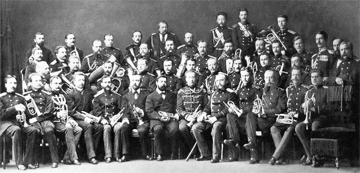 Иллюстрация к книге — Люди Зимнего дворца. Монаршие особы, их фавориты и слуги [i_333.jpg]