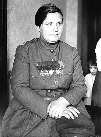 Иллюстрация к книге — Люди Зимнего дворца. Монаршие особы, их фавориты и слуги [i_511.jpg]