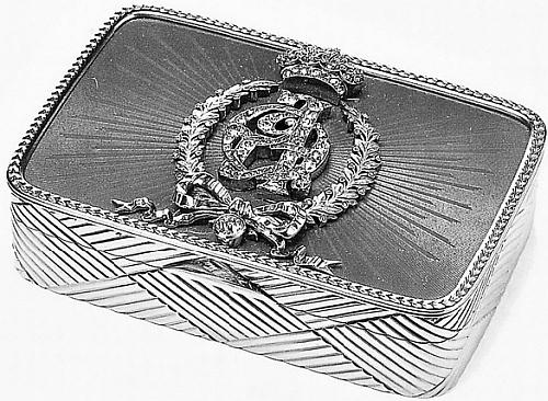 Иллюстрация к книге — Ювелирные сокровища Российского императорского двора [_120.jpg]