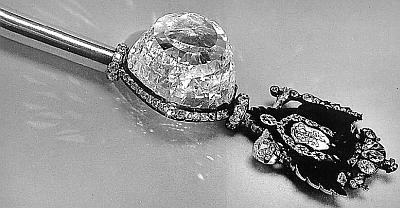 Иллюстрация к книге — Ювелирные сокровища Российского императорского двора [_196_1.jpg]