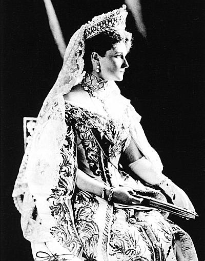 Иллюстрация к книге — Ювелирные сокровища Российского императорского двора [_377.jpg]