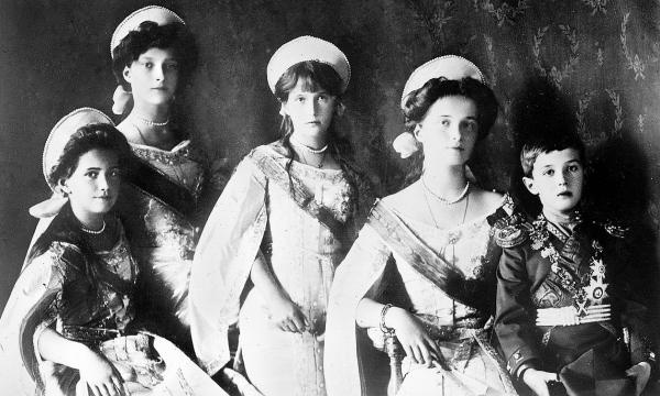 Иллюстрация к книге — Ювелирные сокровища Российского императорского двора [_397.jpg]