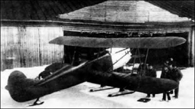 Иллюстрация к книге — Неизвестный Поликарпов [i_025.jpg]