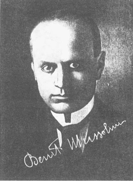 Иллюстрация к книге — Жизнь и смерть Бенито Муссолини [i_032.jpg]