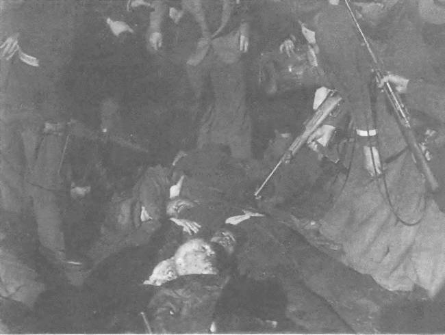 Иллюстрация к книге — Жизнь и смерть Бенито Муссолини [i_037.jpg]