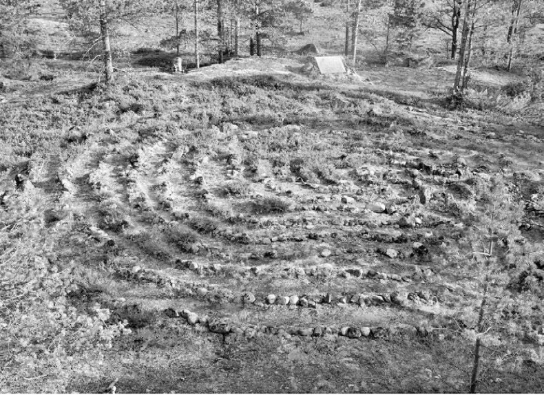 Иллюстрация к книге — Загадки Древней Руси [i_011.jpg]