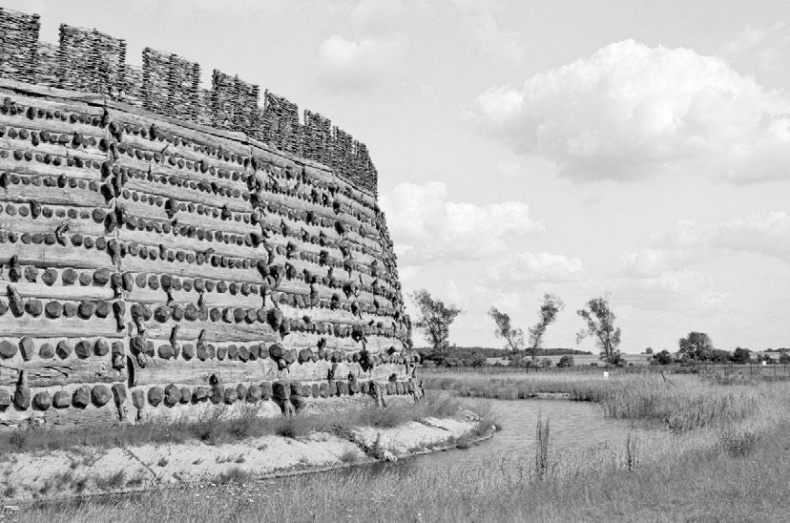 Иллюстрация к книге — Загадки Древней Руси [i_054.jpg]