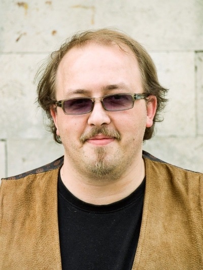 Иллюстрация к книге — Телевизор. Исповедь одного шпиона [i_001.jpg]