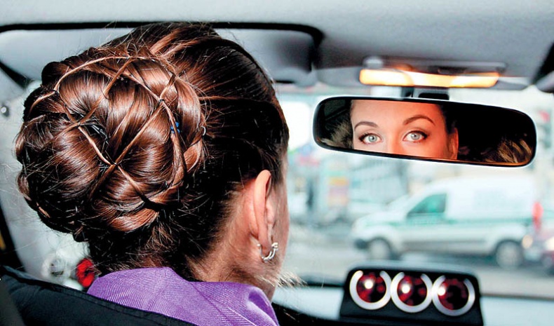 Иллюстрация к книге — Дневник автоледи. Советы женщинам за рулем [i_005.jpg]