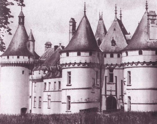 Иллюстрация к книге — Диана Де Пуатье [i_030.jpg]