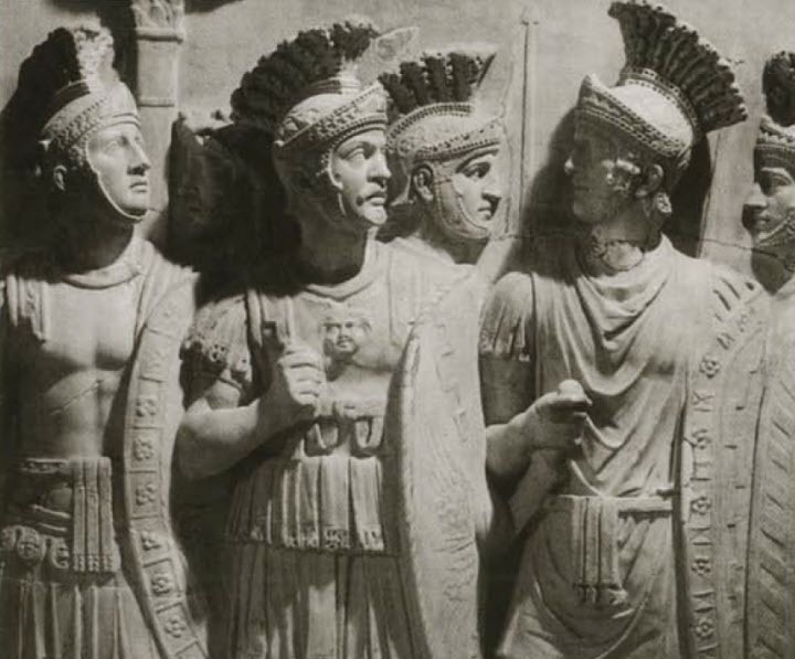 Иллюстрация к книге — Калигула [i_024.jpg]