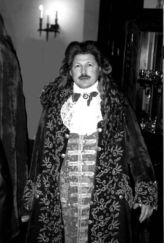 Иллюстрация к книге — Бандитский Петербург. 25 лет спустя [vkl2_02_4.jpg]