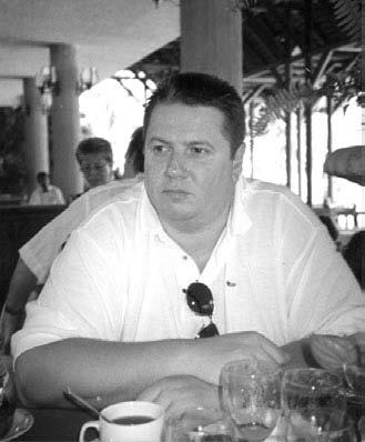 Иллюстрация к книге — Бандитский Петербург. 25 лет спустя [vkl2_03.jpg]