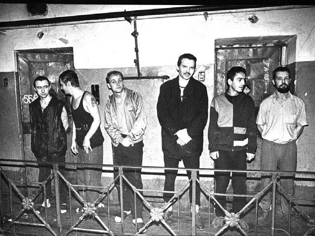 Иллюстрация к книге — Бандитский Петербург. 25 лет спустя [vkl2_07.jpg]