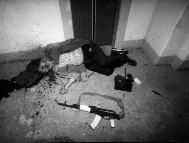 Иллюстрация к книге — Бандитский Петербург. 25 лет спустя [vkl2_08.jpg]