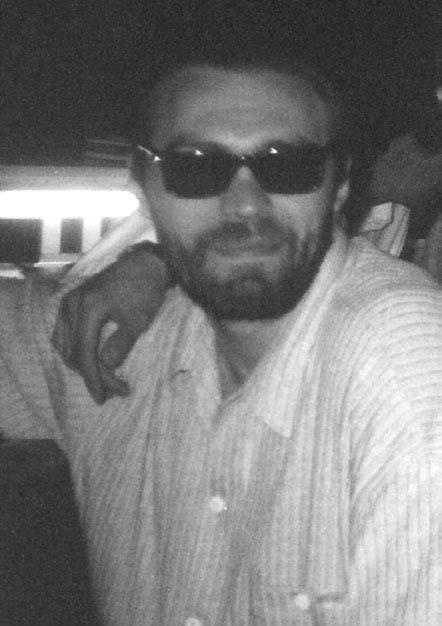 Иллюстрация к книге — Бандитский Петербург. 25 лет спустя [vkl2_09_3.jpg]