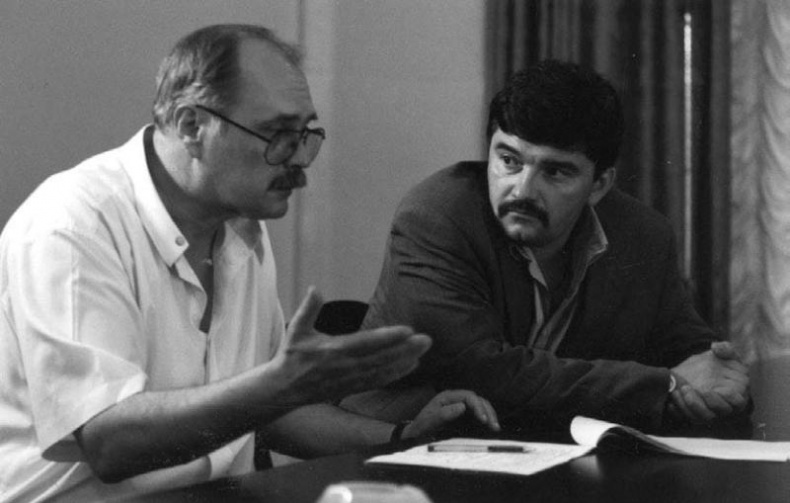 Иллюстрация к книге — Бандитский Петербург. 25 лет спустя [vkl2_15_2.jpg]